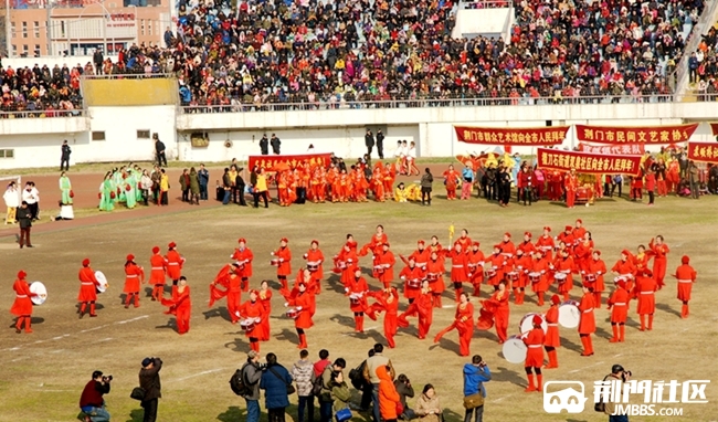 荆门体育场，一座城市的脉搏与记忆